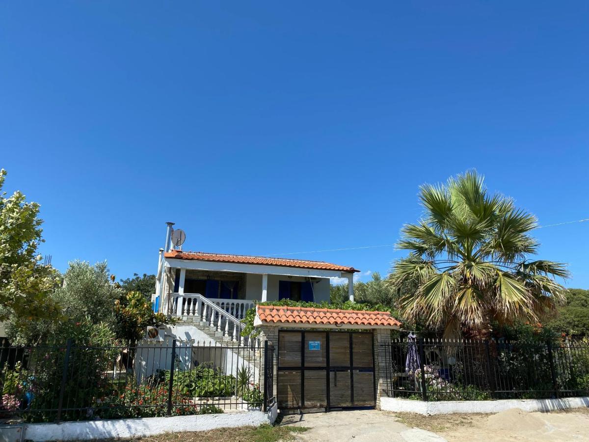 Ikidiki Beach Villa Ierissós Esterno foto