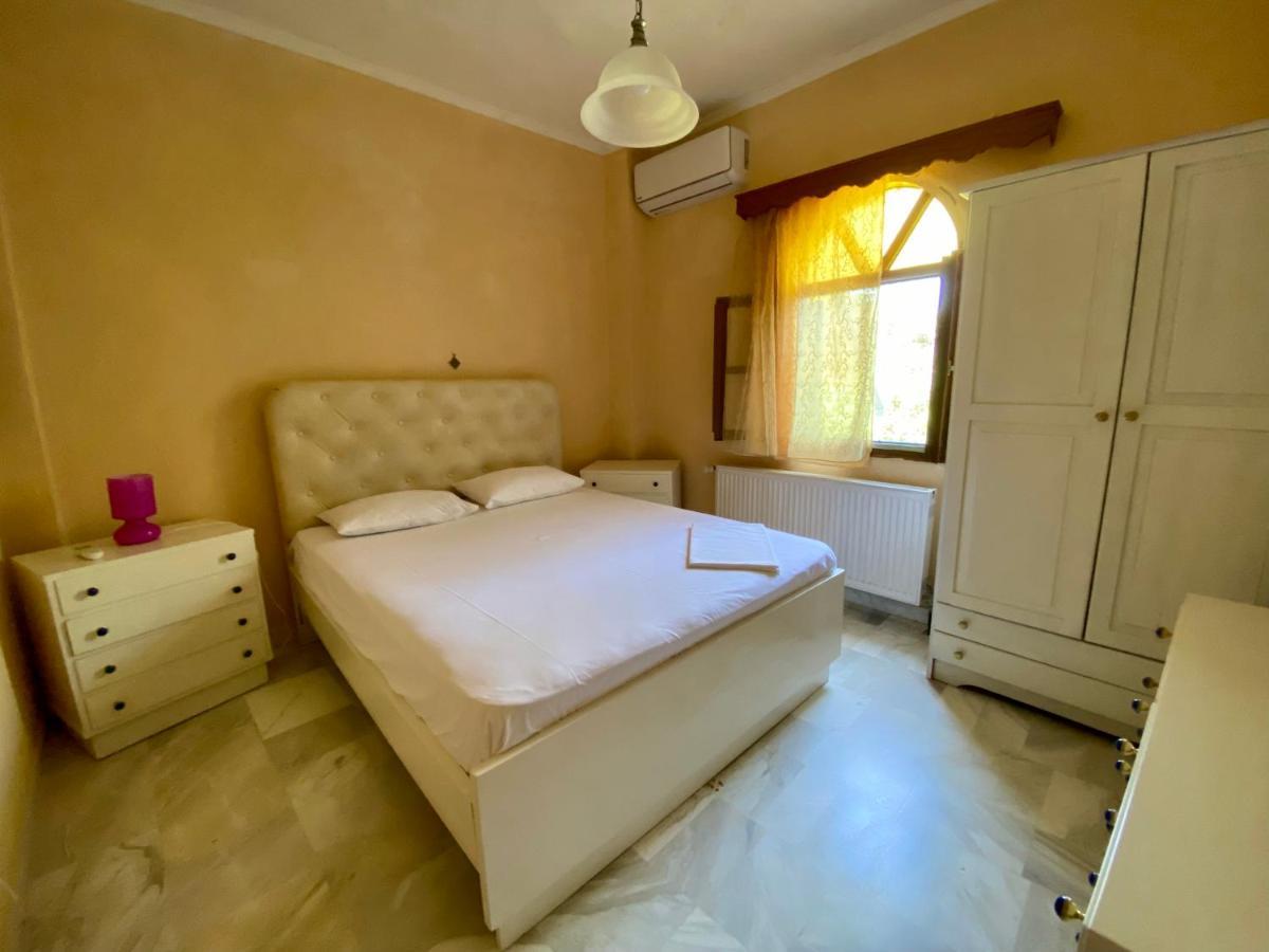Ikidiki Beach Villa Ierissós Esterno foto